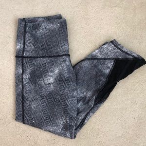 Lululemon Grey Crop Leggings!